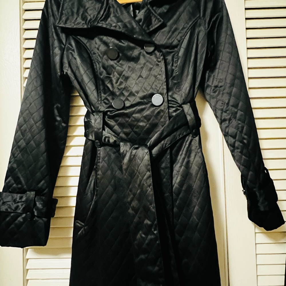 Elegant Black Quilted Women's Coat